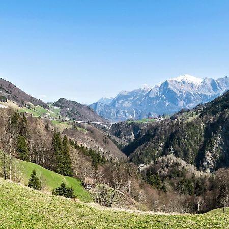 Appartementhaus Quadern Valens Luaran gambar